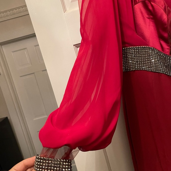 Prom dress - Picture 3 of 5